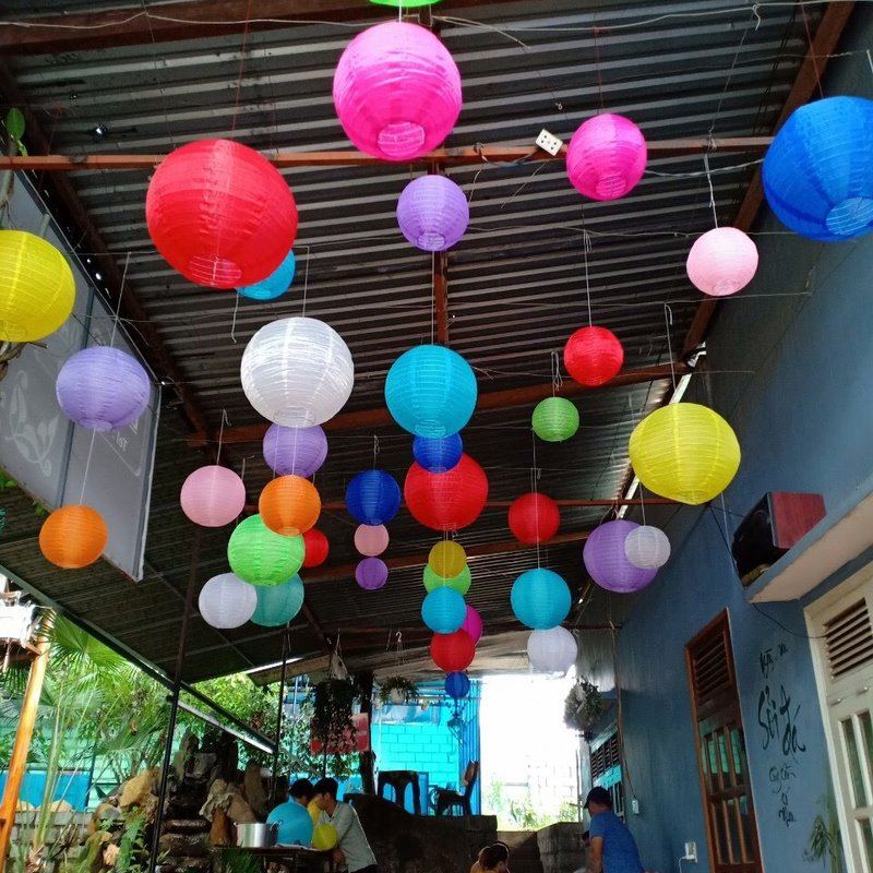 Đèn Lồng Giấy Xếp Trang Trí Tiệc Cưới — góc nhìn thứ 2