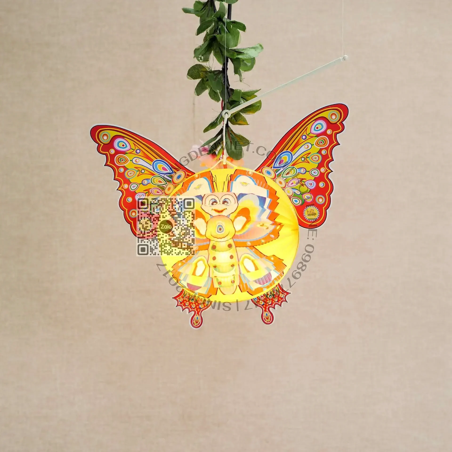 Lồng đèn bướm hoa — góc nhìn thứ 2